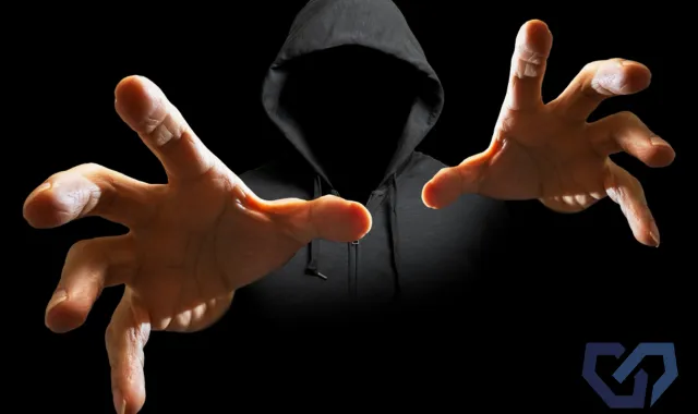 迫るストーカーの手